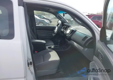 2015 Toyota Tacoma from USA, damaged, VIN 5TFTX4CN5FX061111